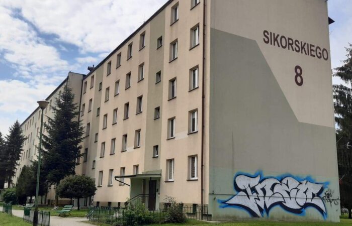 Sikorskiego 8 - Modernizacja instalacji c.o. z wymianą zaworów