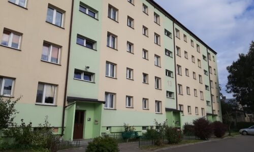 Malowanie klatek schodowych w budynku przy ul. Chopina 13