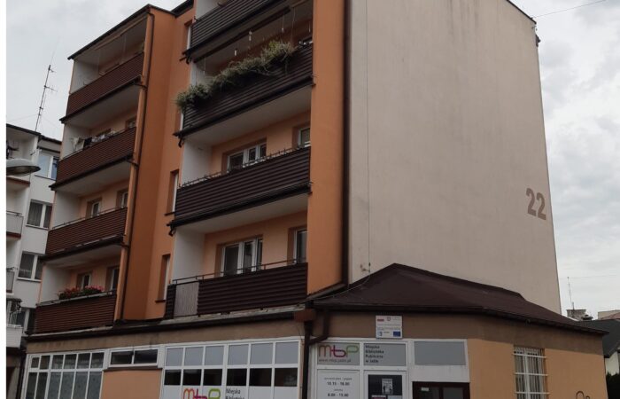 Szopena 22 i 24 - izolacja stropów piwnic i korytarzy piwnicznych