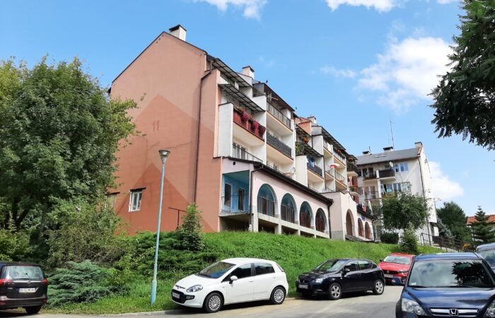 Na Kotlinę 11 - remont schodów wejściowych zewnętrznych