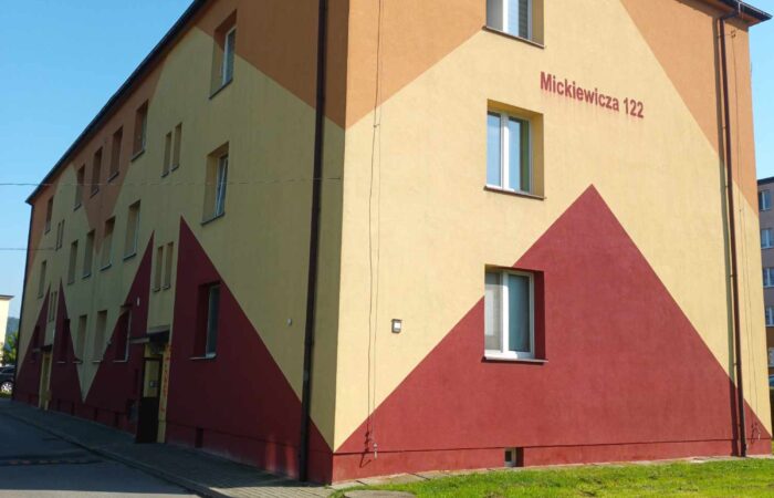 Mickiewicza 122 - malowanie klatek schodowych